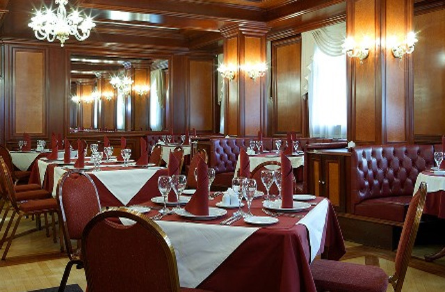 Aikhal Restaurant, Alrosa Na Kazachyem Hotel in Moscow, Russia