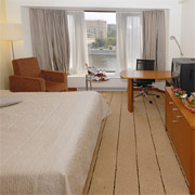 Standard Double Room at the Crowne Plaza Moscow World Trade Centre Hotel in Russia