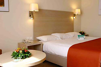Standard Twin Room at the Holiday Inn Moscow Lesnaya Hotel in Russia