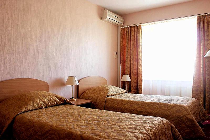 Standard Junior Twin Suite at Akademicheskaya Hotel in Moscow, Russia