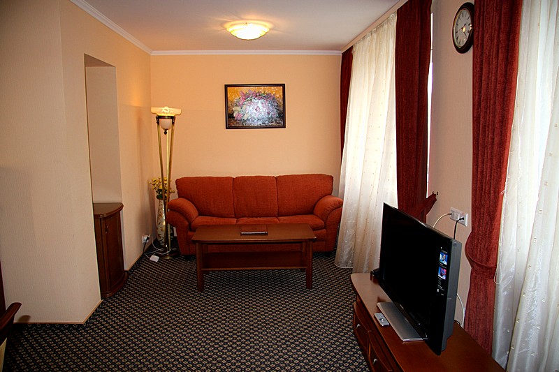 Two-Room Suite at the Ast-Hof Hotel
