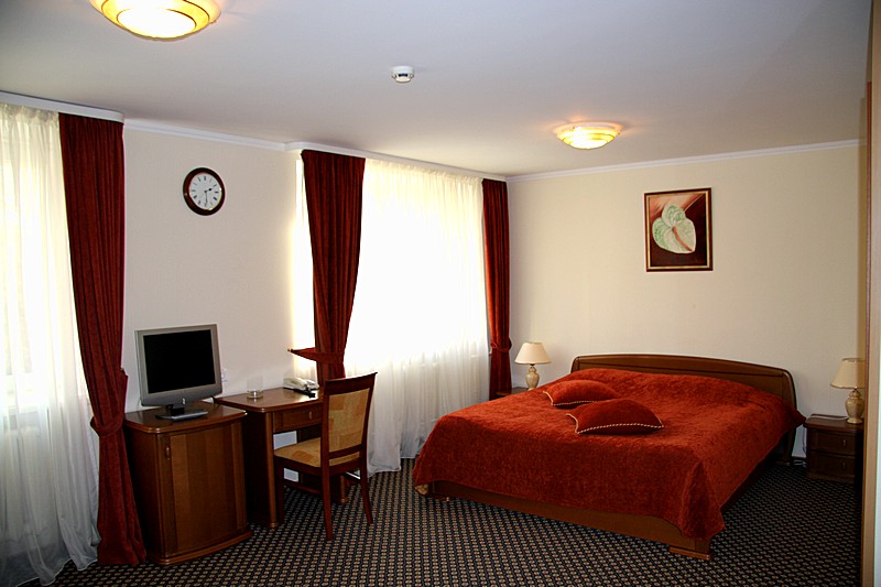 Two-Room Suite at the Ast-Hof Hotel