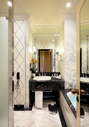 Grand Deluxe Room Bathroom at Baltschug Kempinski Hotel in Moscow, Russia