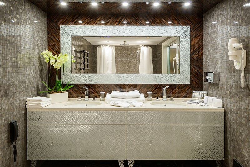 Presidential Suite Bathroom at Crowne Plaza Moscow World Trade Centre Hotel in Moscow, Russia