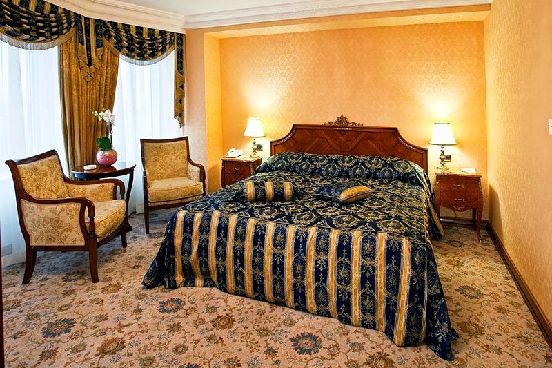 Golden Executive Suite at Golden Ring Hotel in Moscow, Russia