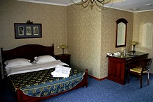 Split-level Suite w/Jacuzzi at the Kebur Palace Hotel in Moscow