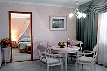Newlywed Suite at Moscow Country Club in Moscow