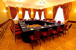 Losinka Restaurant and Meeting Hall at The Los Hotel
