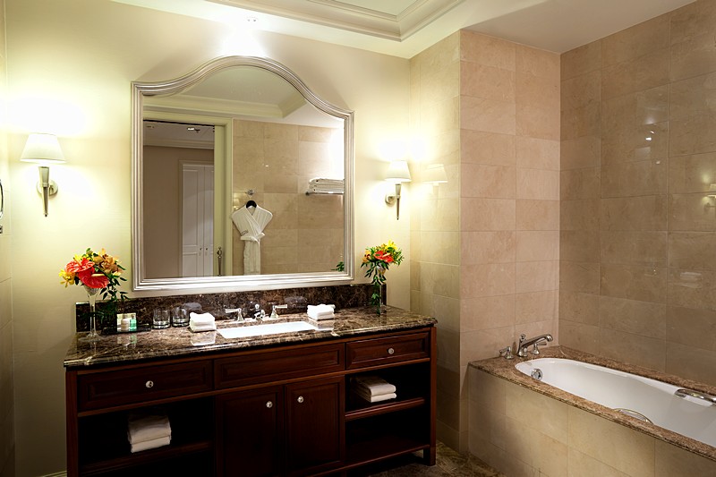 Luxury Room Bath at Lotte Hotel in Moscow, Russia