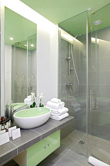 Bath at Junior Suite at the Mamaison Pokrovka All-Suites Hotel in Moscow