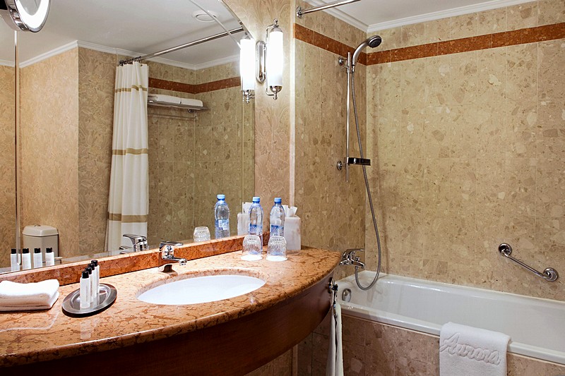 Bath room in Deluxe Room at Marriott Royal Aurora Hotel in Moscow, Russia