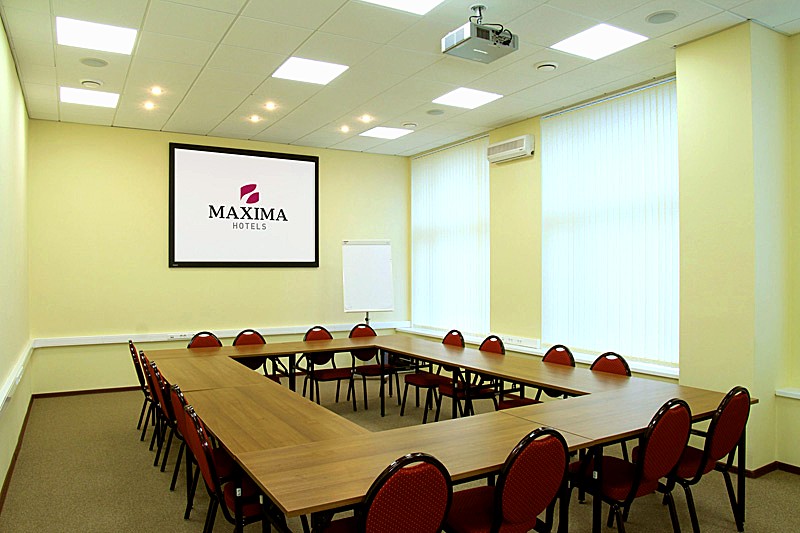 Simonovsky Hall at the Maxima Panorama Hotel