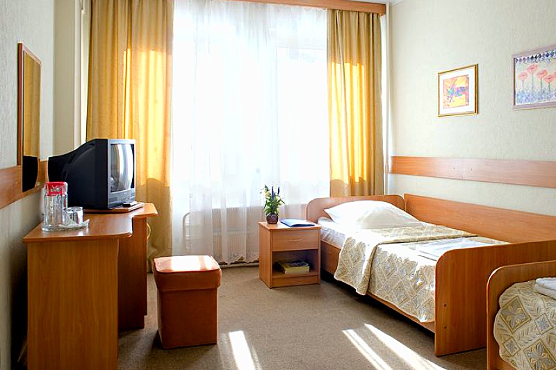 1+2 Block Room at Molodyozhny Hotel in Moscow