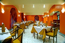 Oksana Restaurant and Bar at The Oksana Hotel