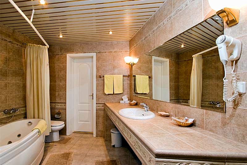 Bath Room in Ambassador Suite at Peking Hotel in Moscow, Russia