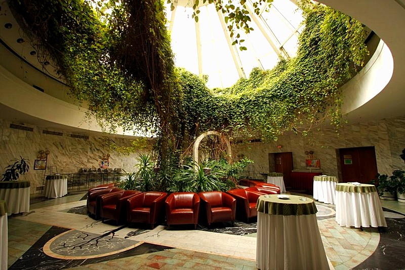 Winter Garden Hall at President Hotel, Moscow