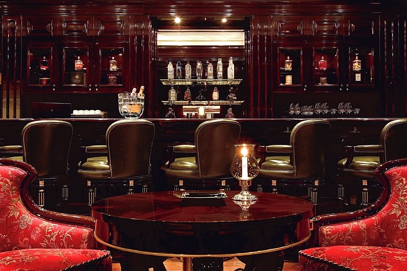 Ritz-Carlton Bar and Lobby Lounge at Ritz-Carlton Hotel in Moscow, Russia