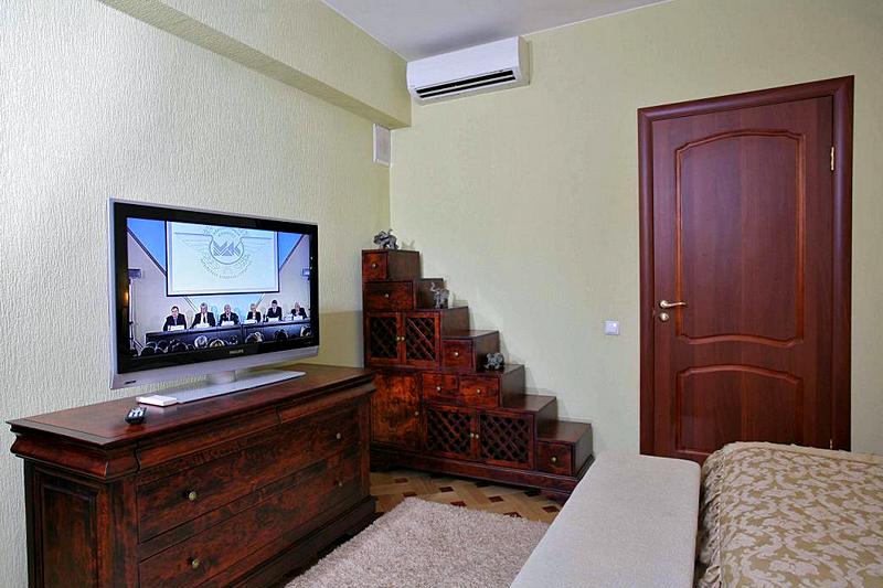 Suite at Universitetskaya Hotel in Moscow