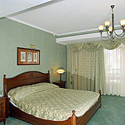 Split-level Suite w/Jacuzzi at the Kebur Palace Hotel in Moscow, Russia